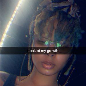 Meet your Posher, Tiffany